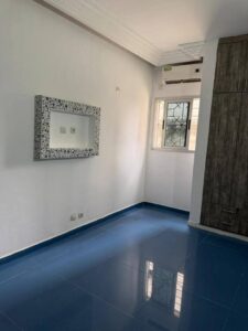 triplex de neuf ( 09)
