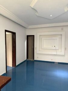 triplex de neuf ( 09)